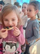 grupa gospodarcza - smakołyki z wafli, miodu i borówek