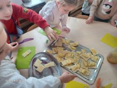 grupa gospodarcza - smakołyki z wafli,   miodu i jabłka