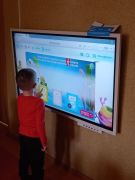 Segregowanie śmieci przy pomocy gry na tablicy interaktywnej