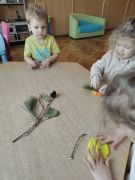 Odbijanie darów natury w modelinie 