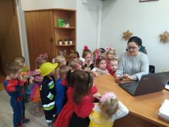 Przyglądanie się pracy Pani Dyrektor